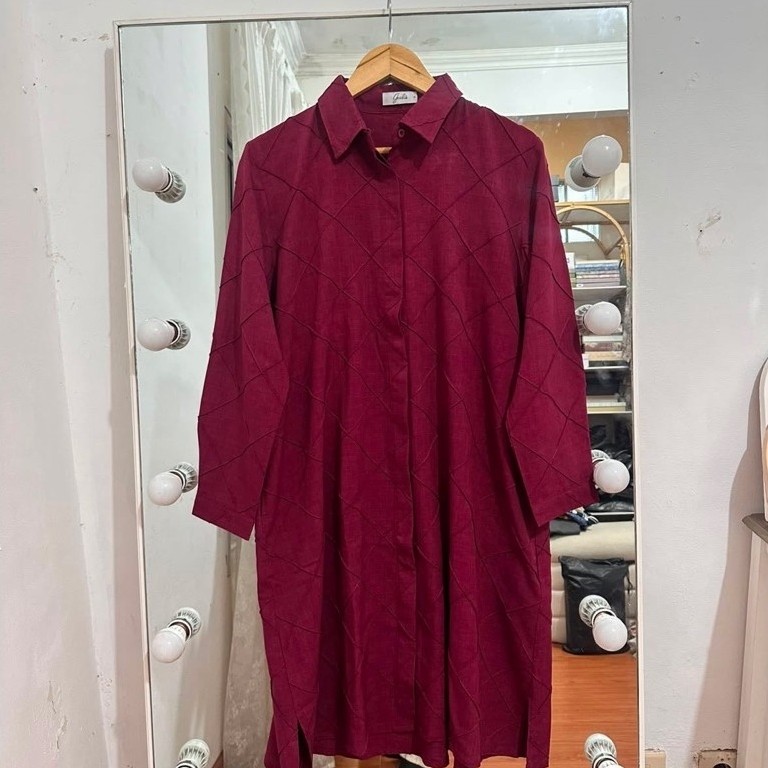 TUNIK GEULIS