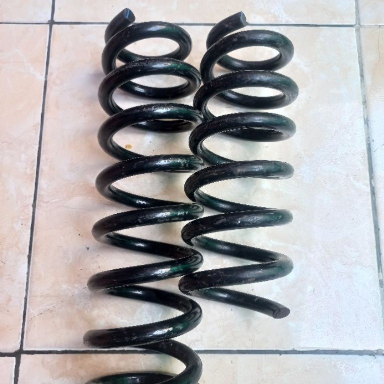 Per Depan Fortuner Ceperan