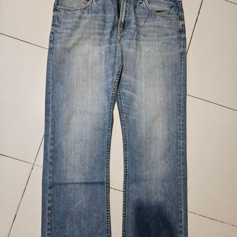 Lee Jeans