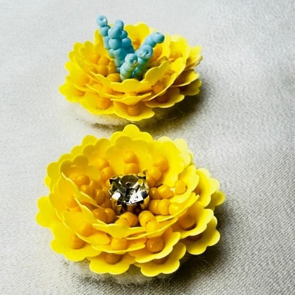 PAYET RANGKAI BUNGA 3D, KUNING