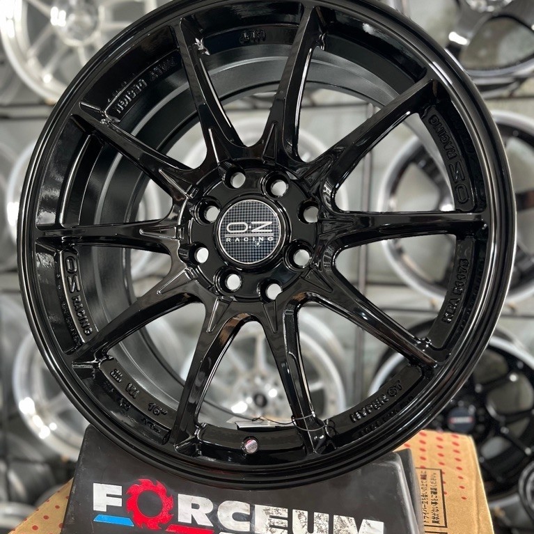 velg oz racing r16 black glossy pcd 4x100/114 kondisi baru