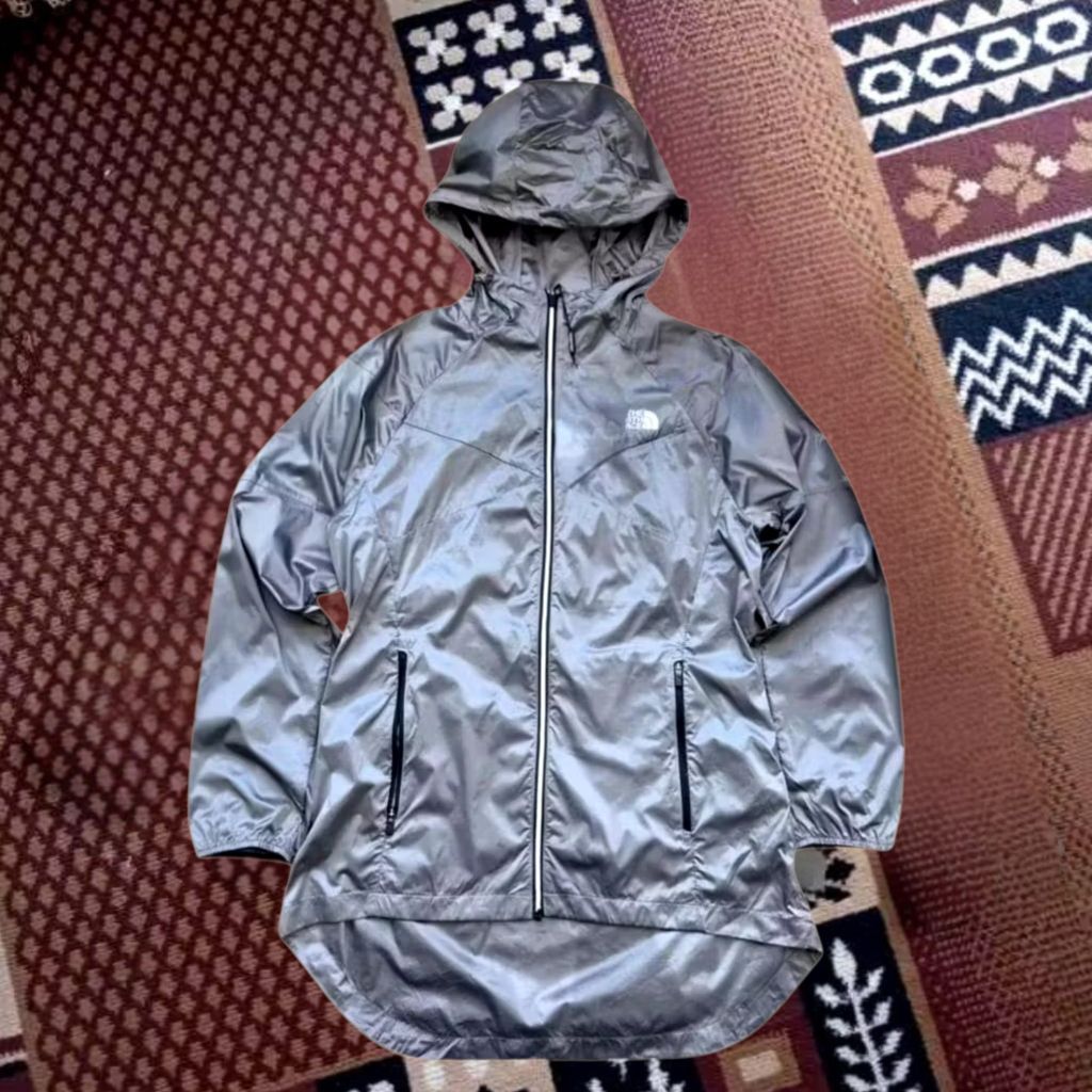 PRELOVED RUNNING JACKET TNF