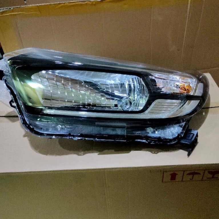 Headlamp lampu depan Brio S E SATYA 2019-2022  Mobilio S E 2017-2019 ( non lensa/projie)