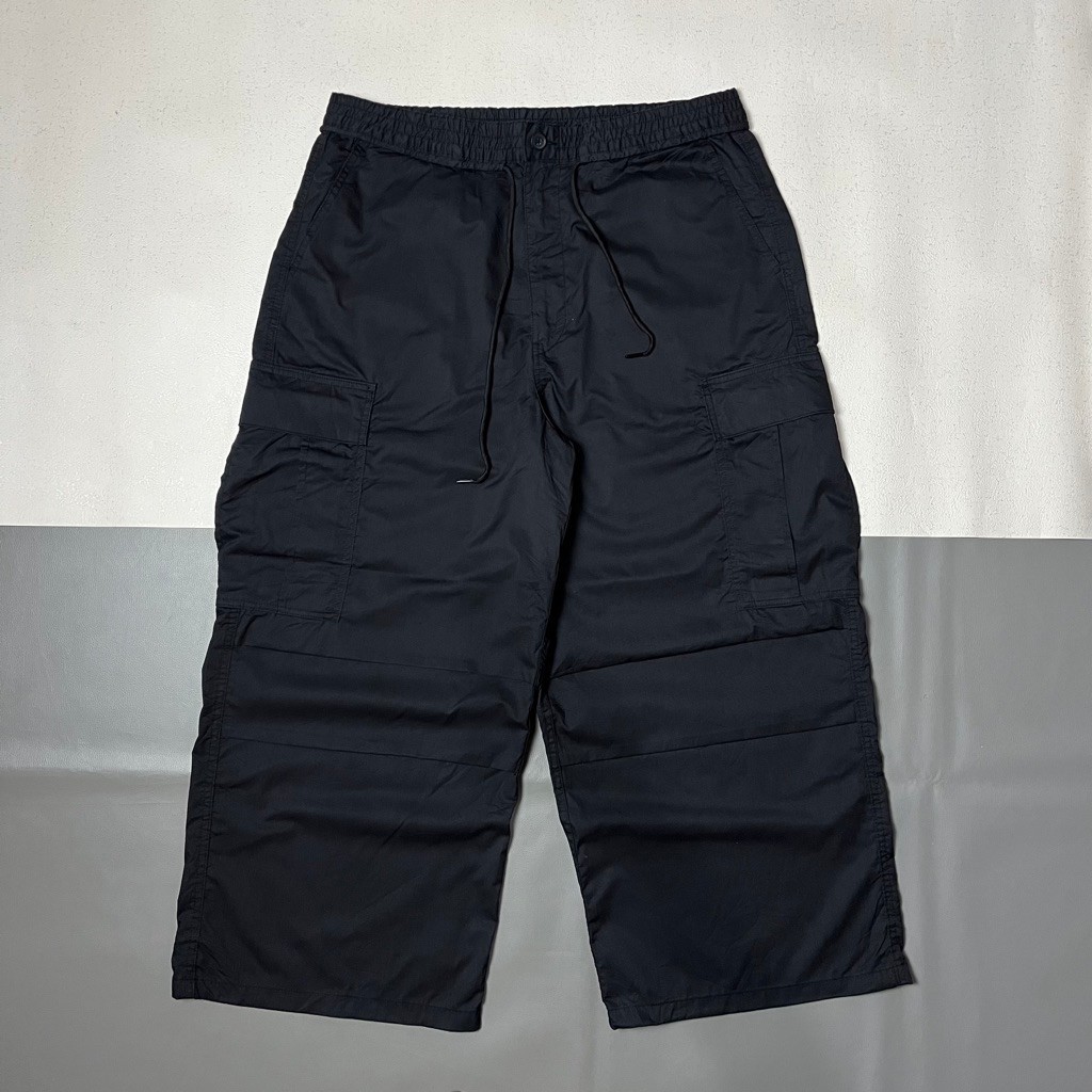 Uniqlo GU super wide cargo pants