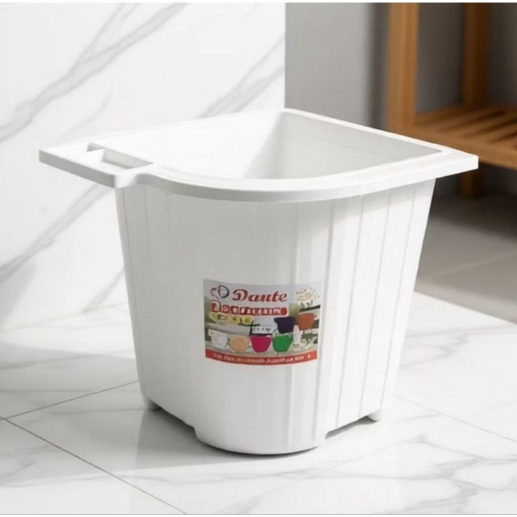 Bak sudut Dante 120L Exclusive Tempat Penampungan Air Bak Air cocok untuk Kamar Mandi / Wc