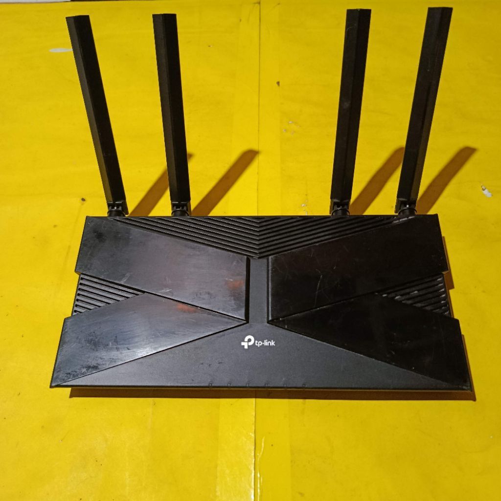TP LINK ARCHER AX10 ROUTER