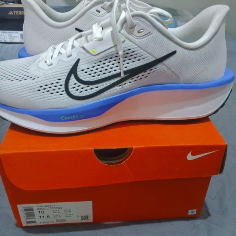 Nike Men's Quest 6 Road Running