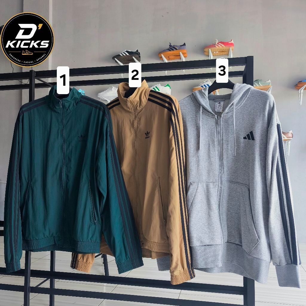 Adidas jacket TT