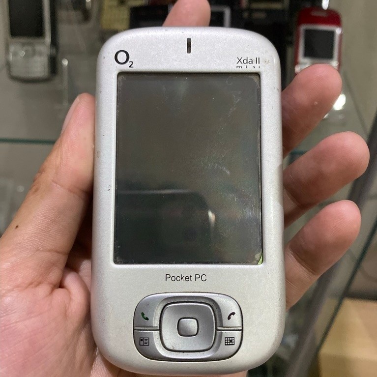 O2 XDA Mini II hp bahan