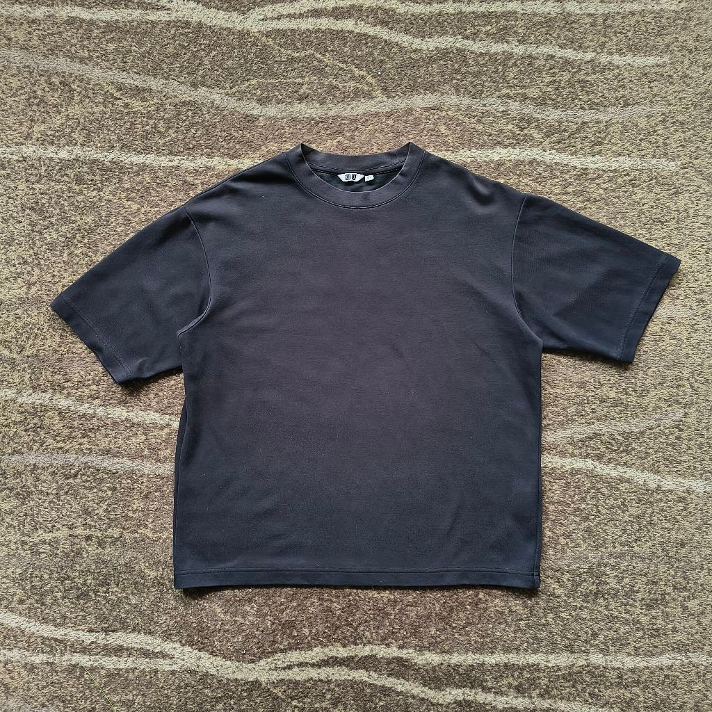Kaos Uniqlo Airism