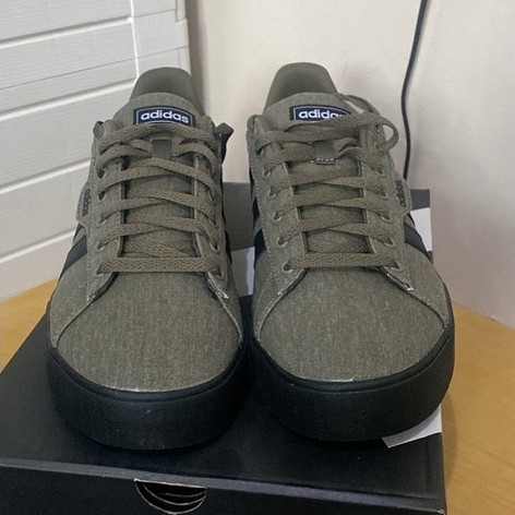 Adidas Daily 3.0 (UK 9,5)