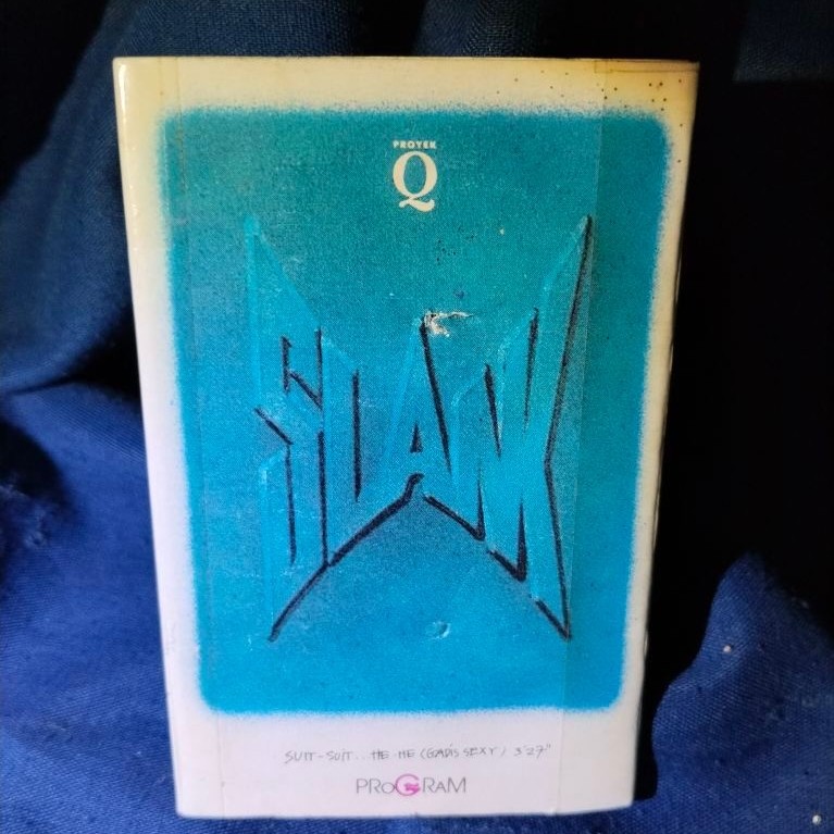 kaset pita original slank gadis sexy suit suit hehe. BACA FULL DESKRIPSONUA
