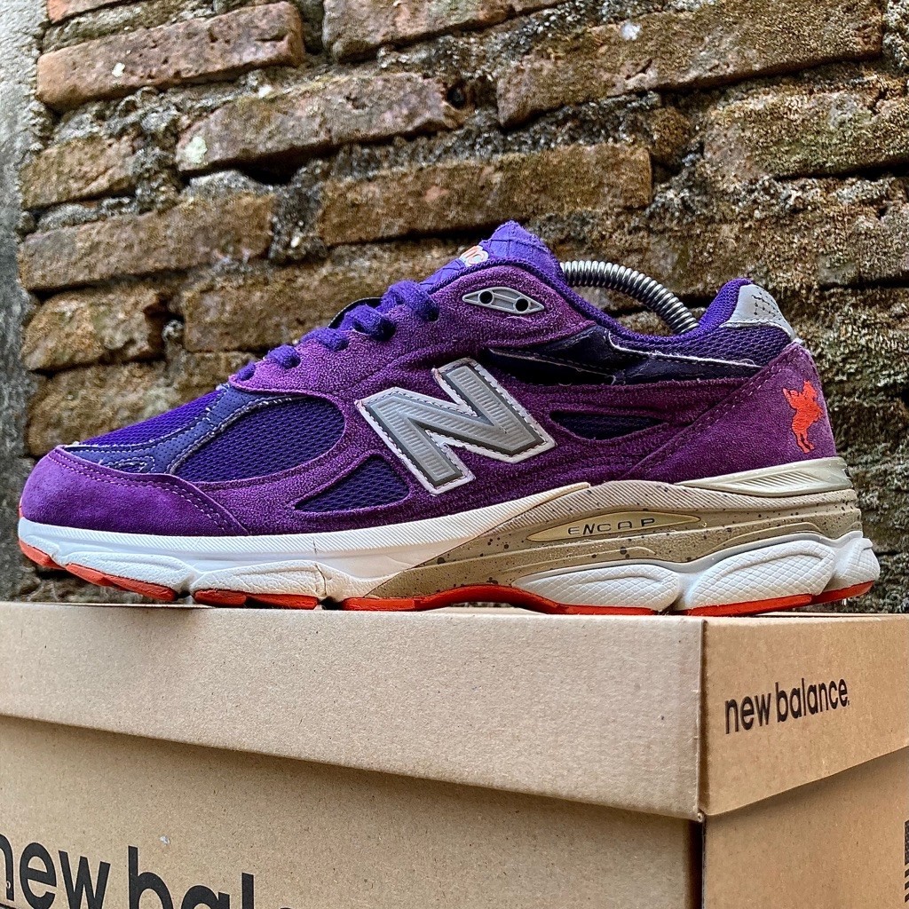 NB 990v3 USA Boston Marathon Size 42,5 Authentic