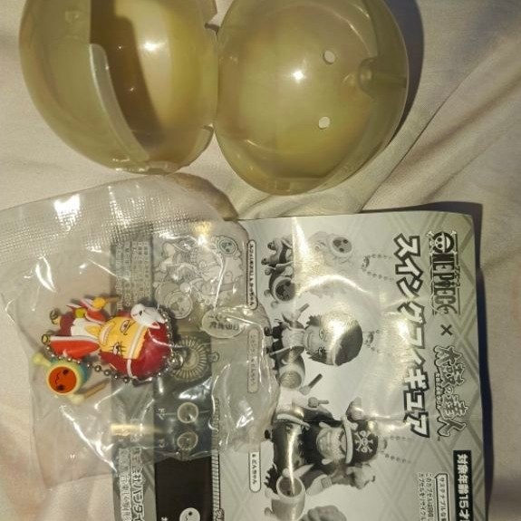 GACHA BANDAI ONE PIECE