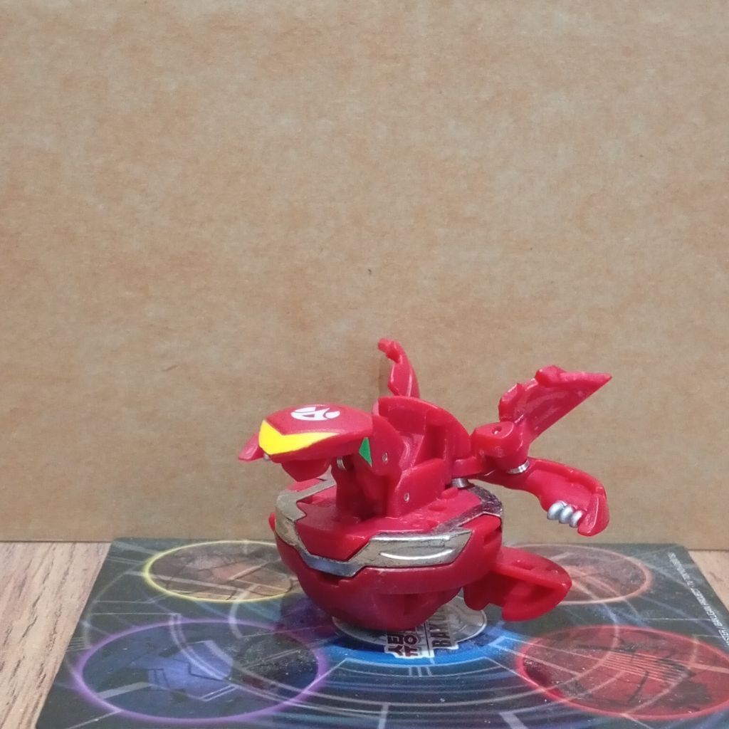 Bakugan Infinity Dragonoid Pyrus