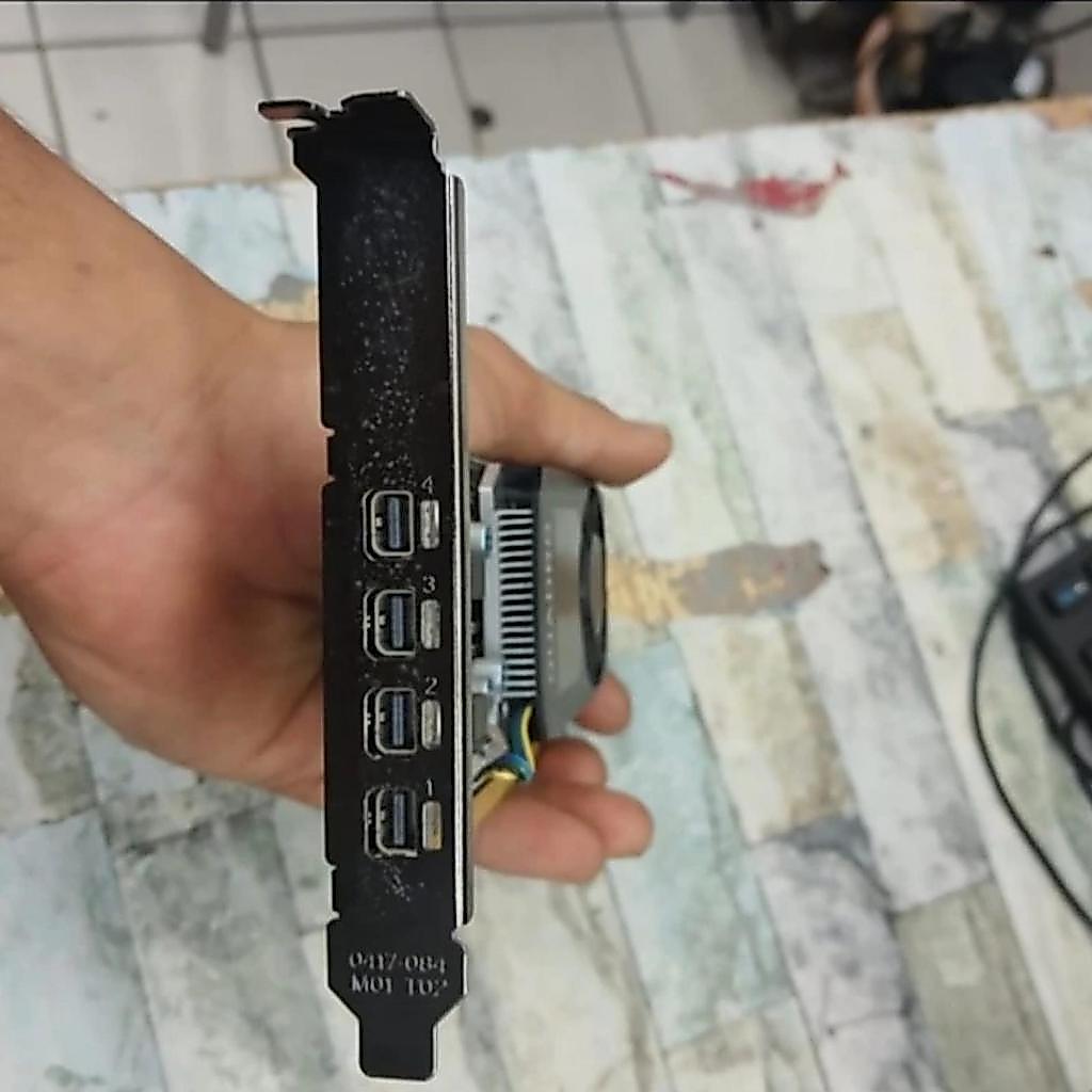 Vga Card Quadro P620 GDDR5 128 Bit Garansi 1 bulan