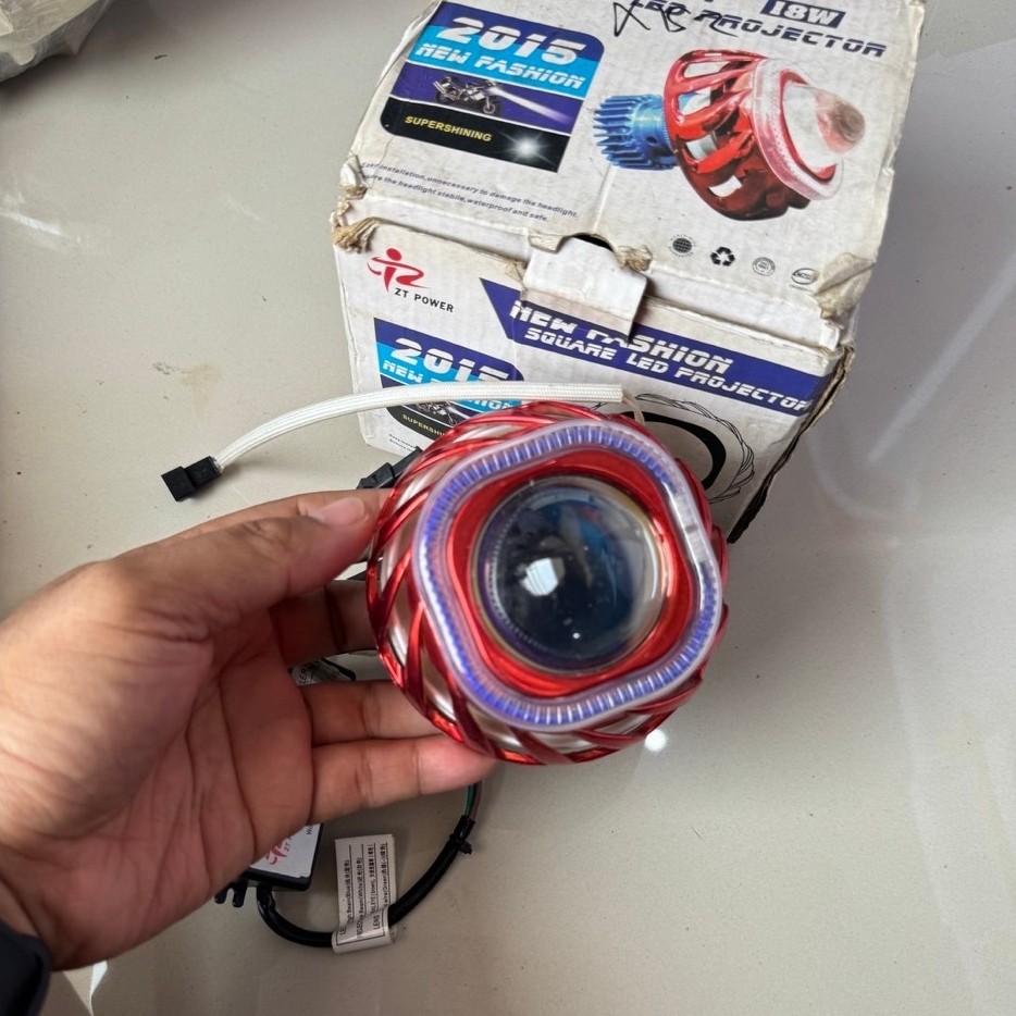 Lampu depan proji led 18 watt universall