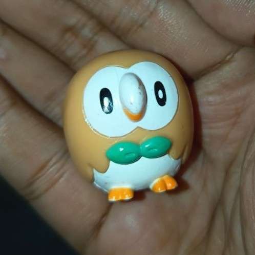 Rowlet Pokemon Mini Figure