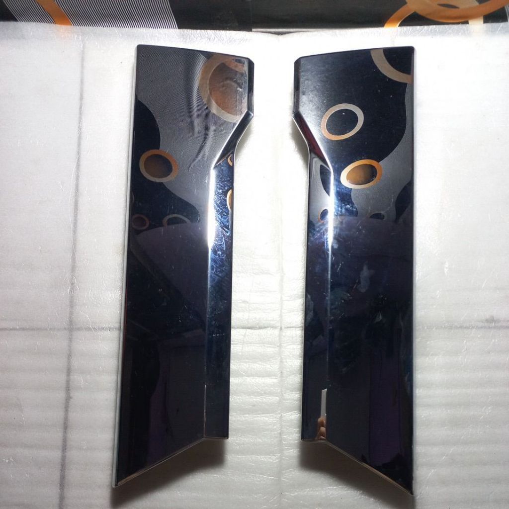 LIST GRIL ALL NEW l300 DEPAN BAGIAN BAWAH (SATU SET) ORIGINAL