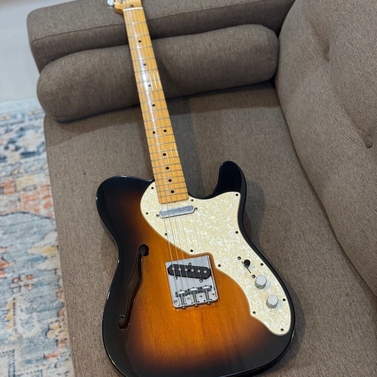 Gitar Fender Telecaster Classic 69 Thinline made in Mexico