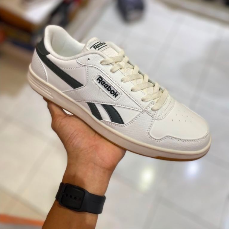 SEPATU CASUAL REEBOK PRIA