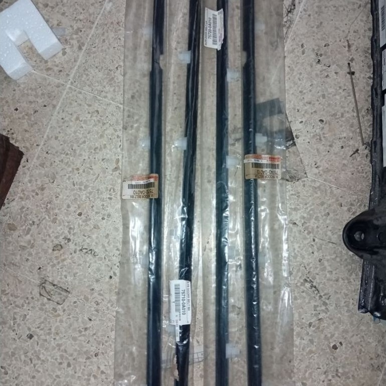 WEATHERSTRIP DEPAN+BLK SOLUNA