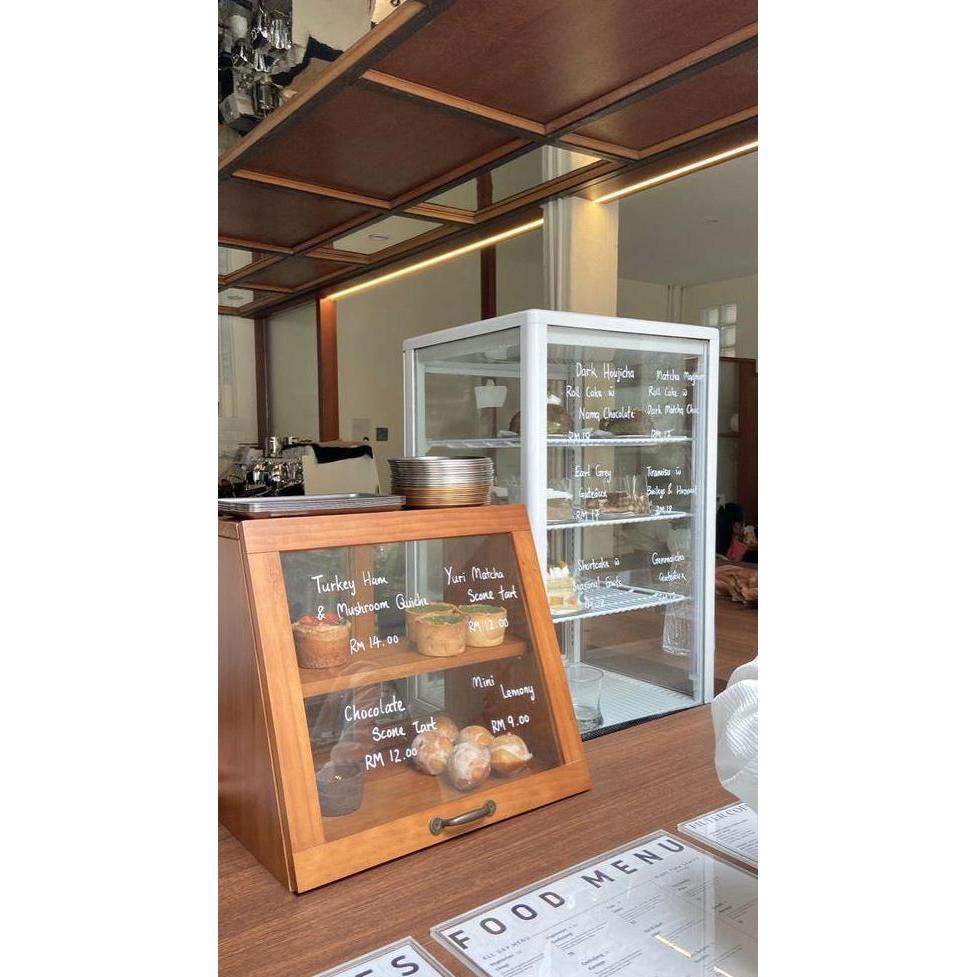 Etalase kue / etalase cookies / etalase kayu