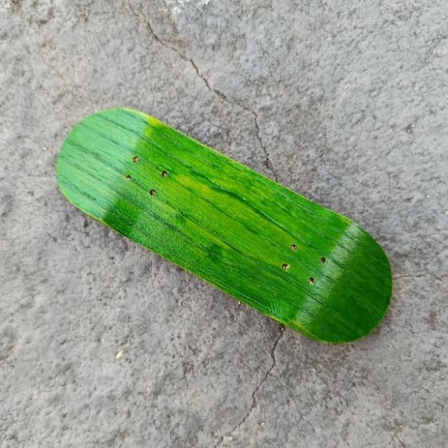FINGERBOARD Deck blank green