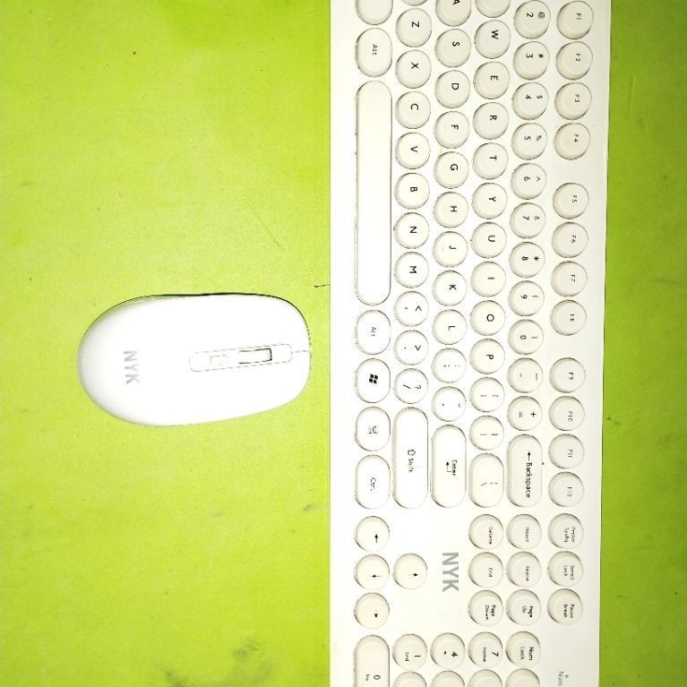 WIRELESS KEYBOARD SET (KEYBOARD + MOUSE)