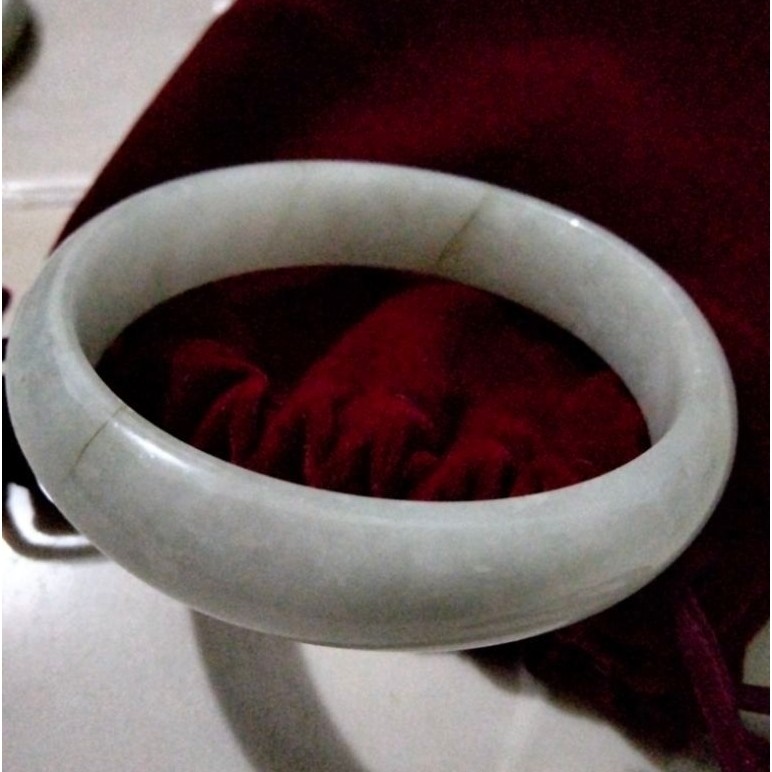 Gelang batu giok kesehatan ( ASLI BATU GIOK )
