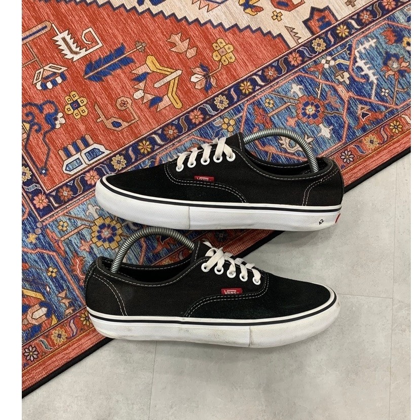 [Size 42.5] Vans Authentic Pro Skate Black White Second Original Kondisi Mulus No Minus