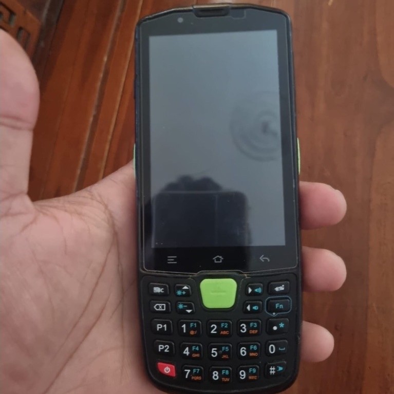 Seuic Q9 PDA hp Scanner Barcode ekspedisi Q9 WIFI NFC