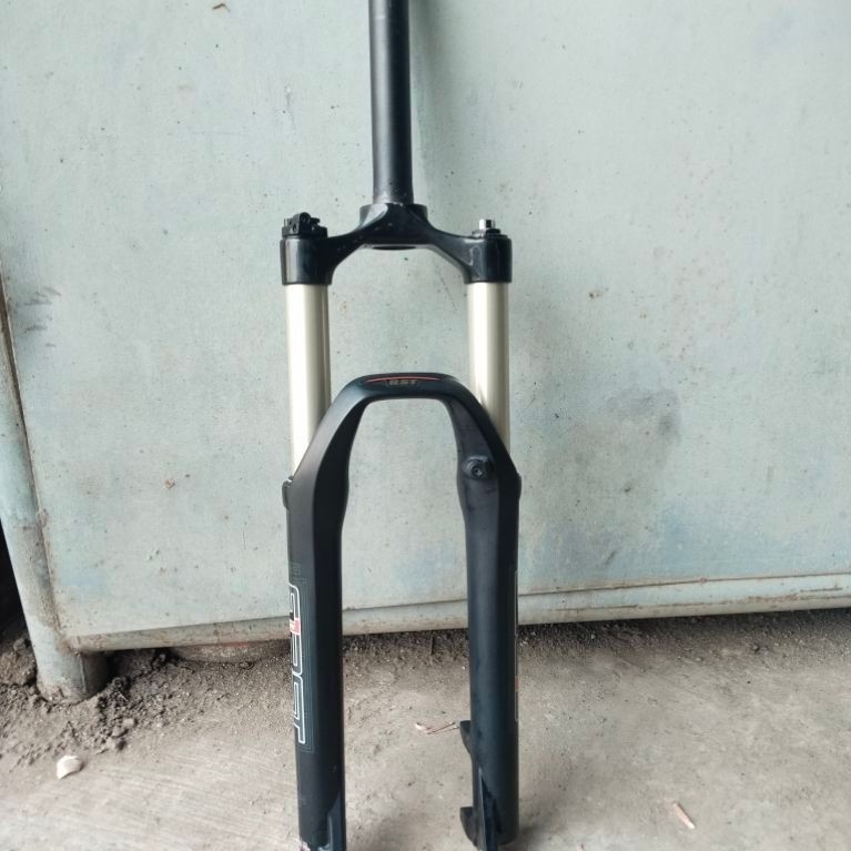 fork rst f1rst first air/angin ukuran 26 travel 130mm