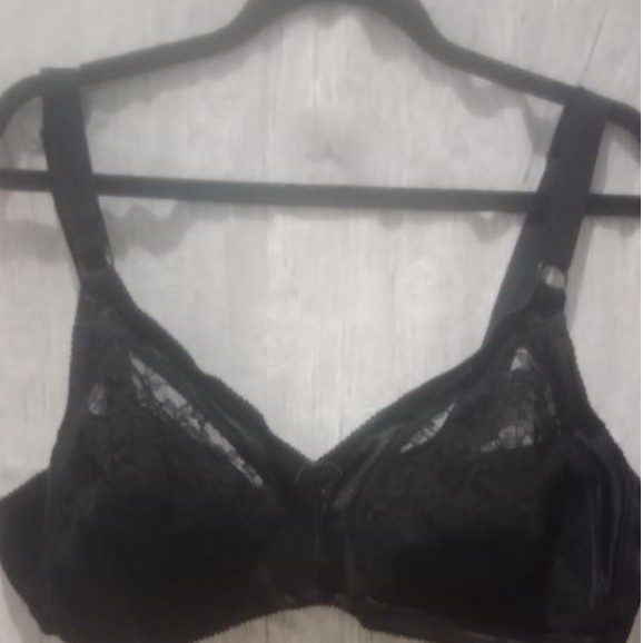 lile new bra Avon cup 40B
