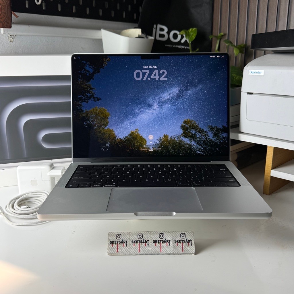 MacBook Pro M4 16gb 512gb Silver iBox Battery Health 92% Cycle Count 251 Eks Garansi Reami Performa 