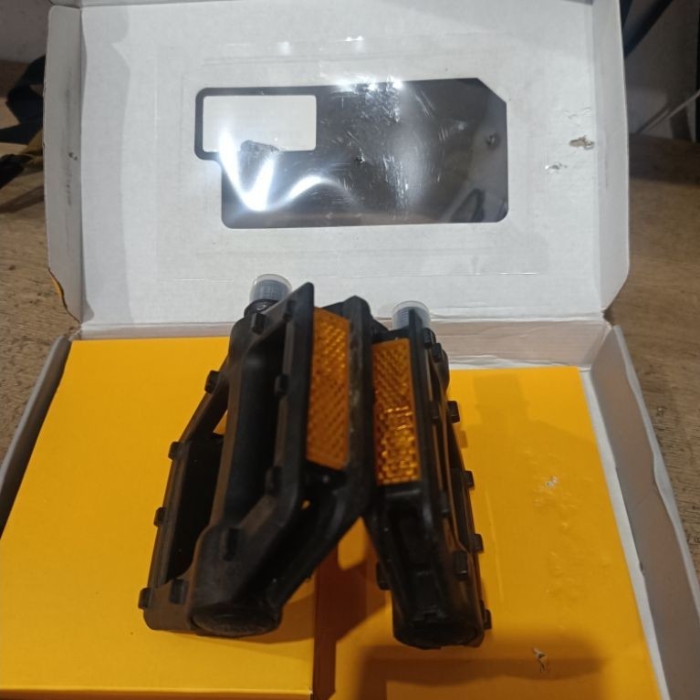 Pedal Polygon Xtrada 6 2021