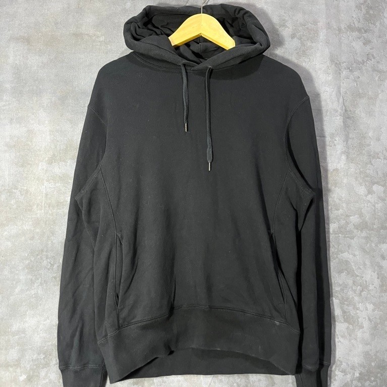 Hoodie uniqlo original second preloved 004