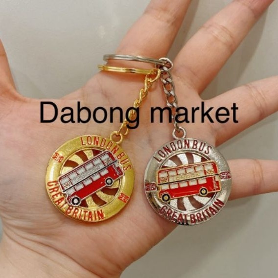Gantungan Kunci London Inggris Bulat Putar Bus London keychain bus Souvenirs khas London
