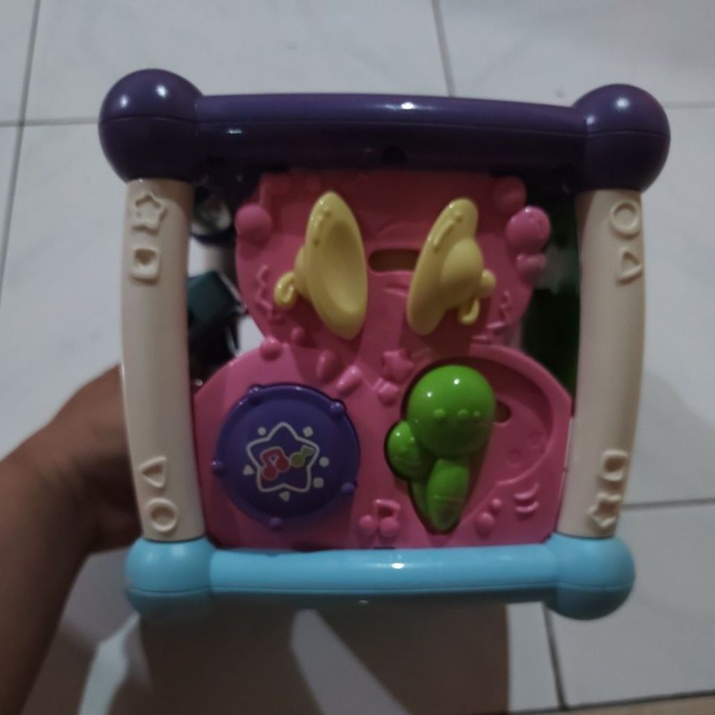 preloved mainan anak vtech activity cube