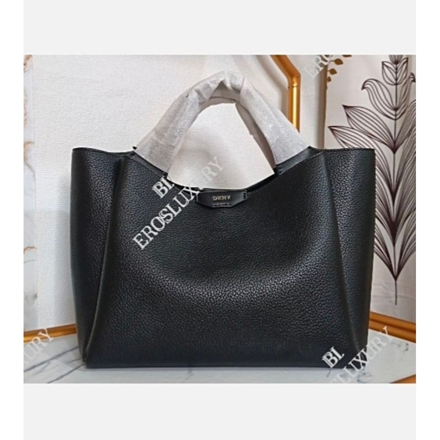 Donna Karan New York Willa Large