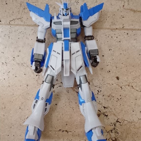 HG Hi nu Gundam Influx dan Hi nu Vrabe bandai