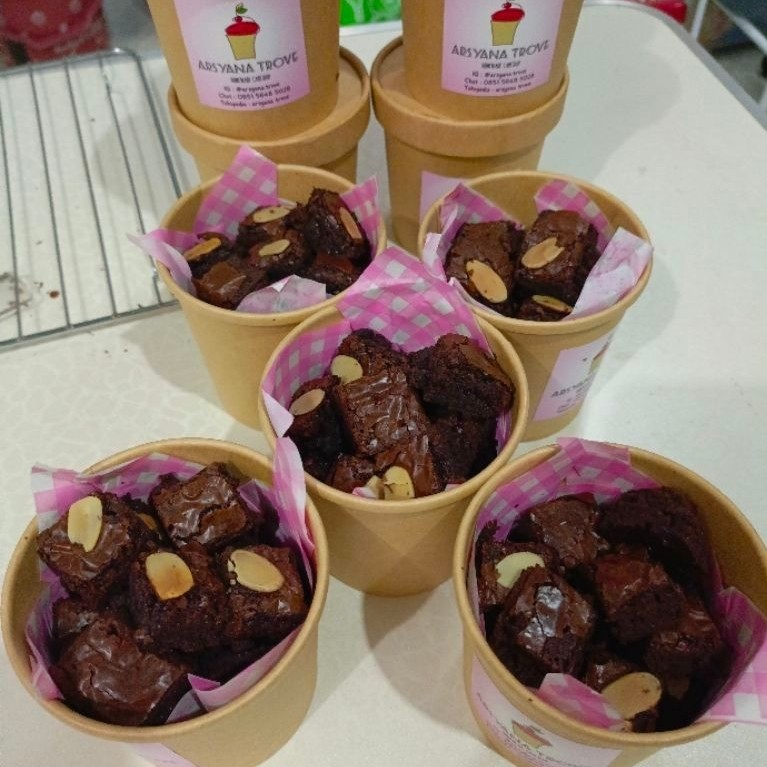 Brownies cup (2 cup)