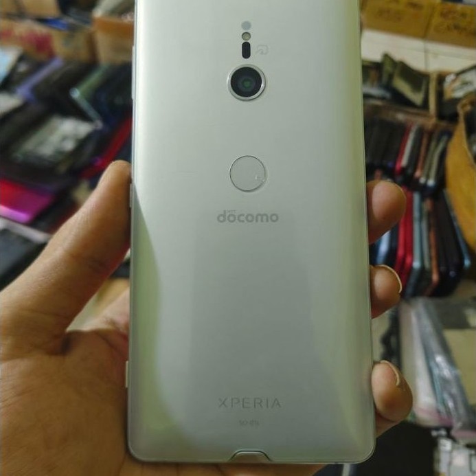 sony xperia xz3 mulus lcd minus tompel garis masih bisa pakai garansi normal