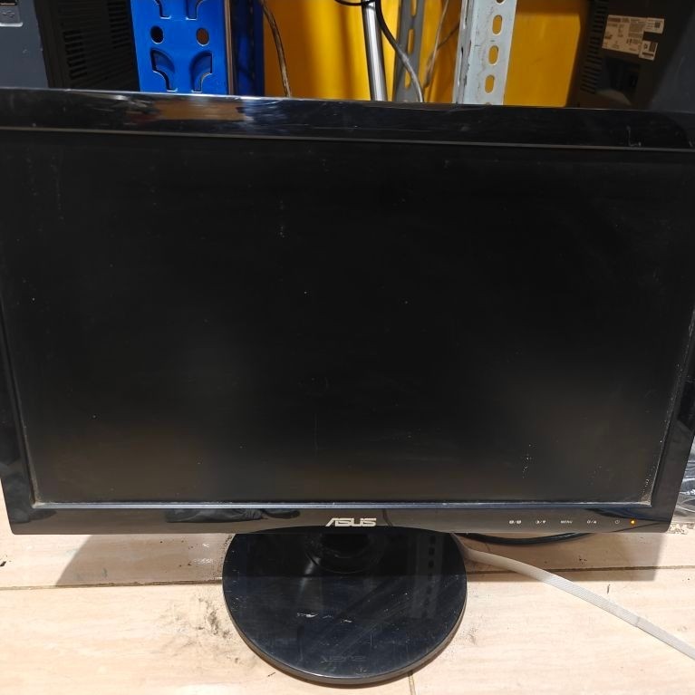 monitor Asus 19 inc