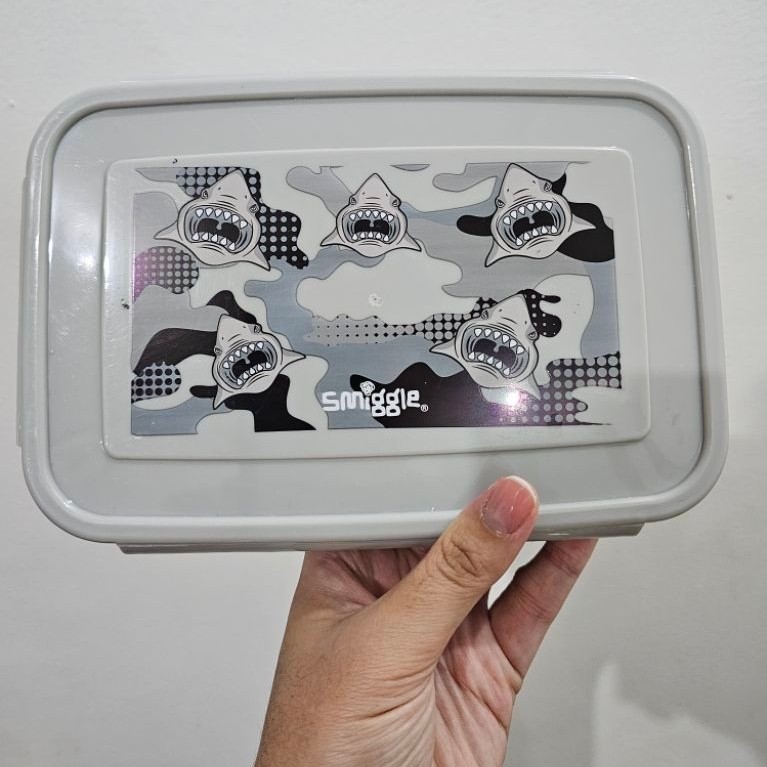 Lunch Box Smiggle