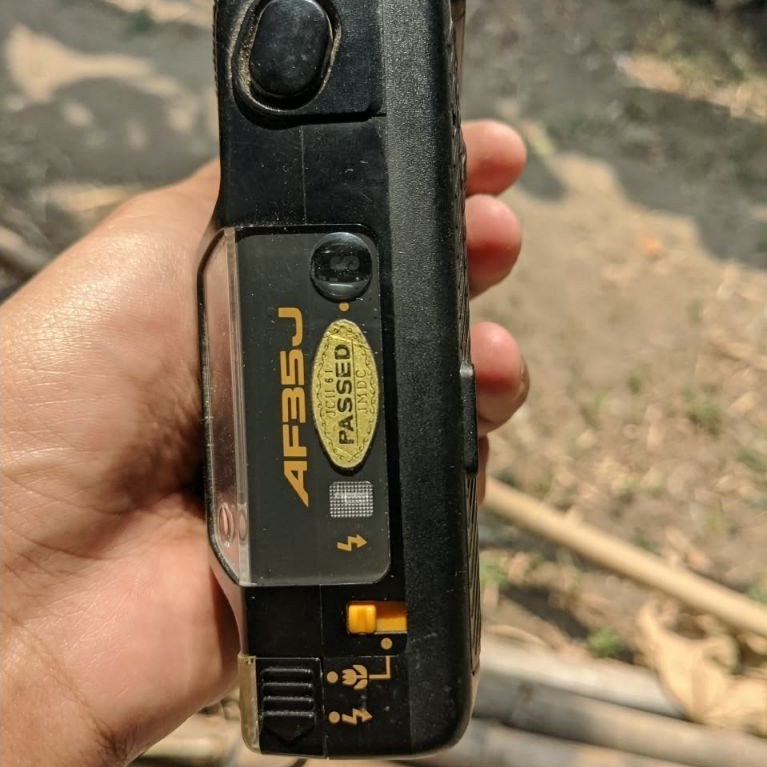KAMERA ANALOG CANON GAMBLING