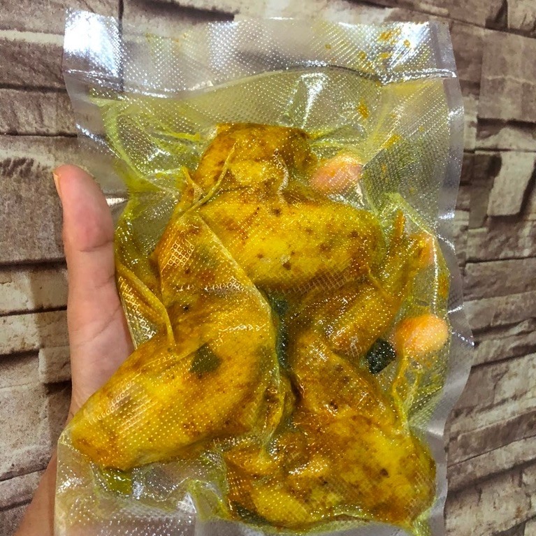 Marinasi sayap ayam