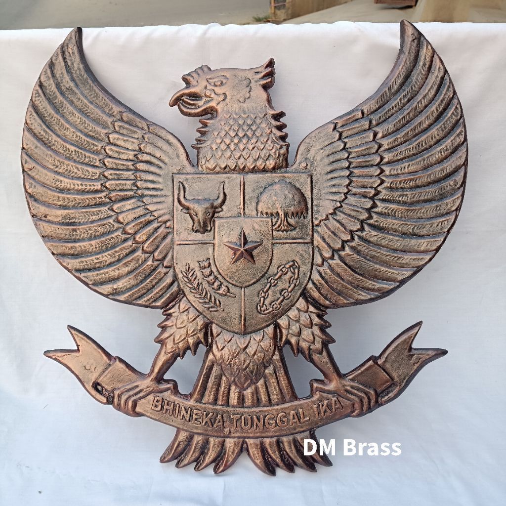 Hiasan Dinding Lambang Garuda Pancasila Alumunium Hiasan Dinding 50cm × 50 cm Antik