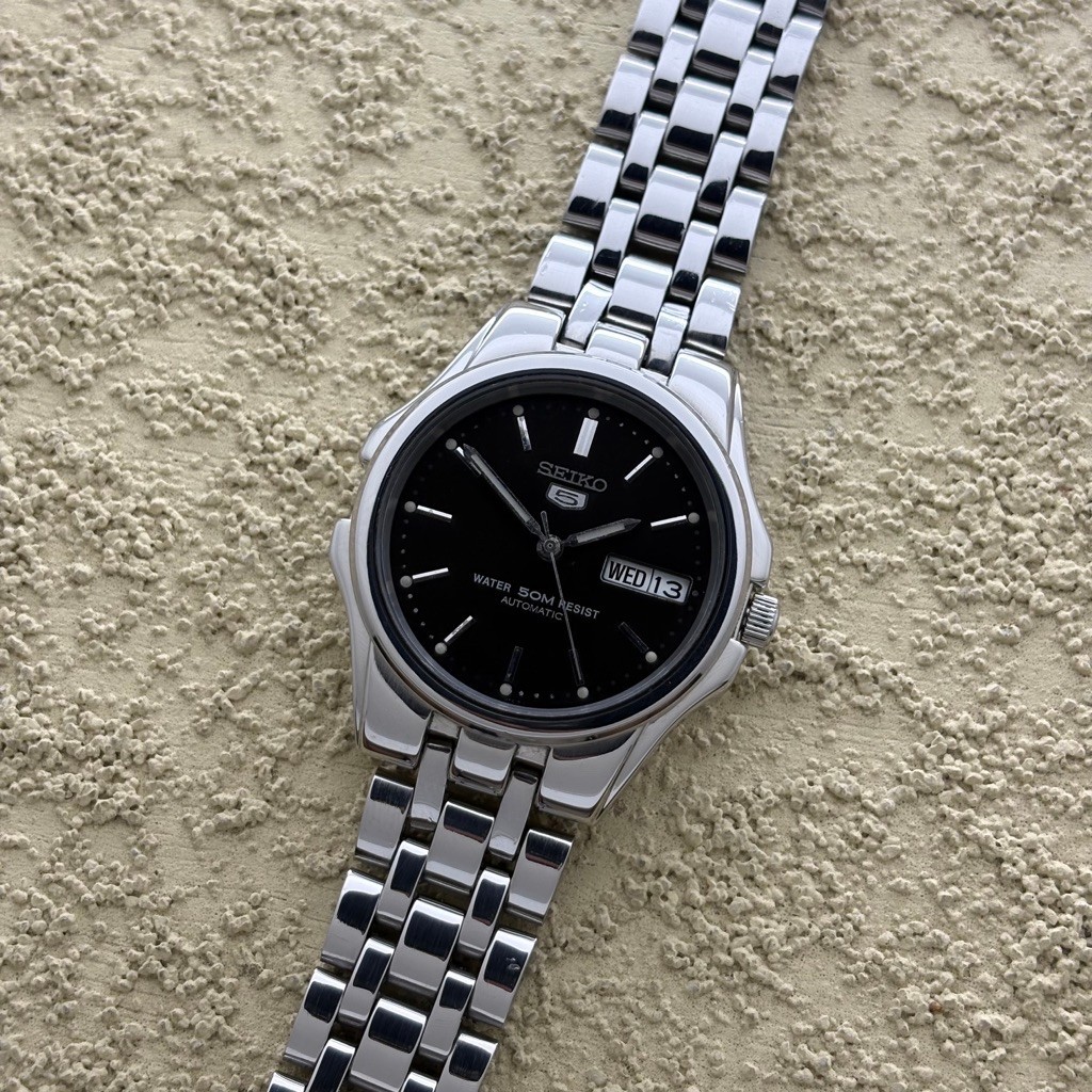 Jam tangan Seiko 5 Black Nut Superior Watches Second Preloved