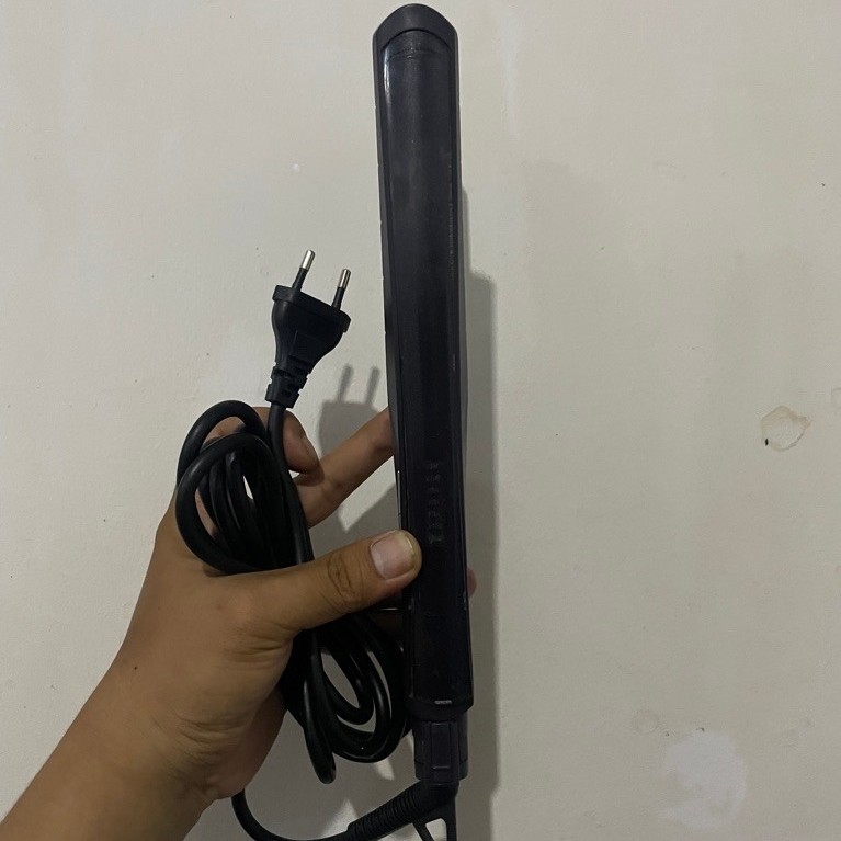 Wet & Dry Straightener VS Sassoon